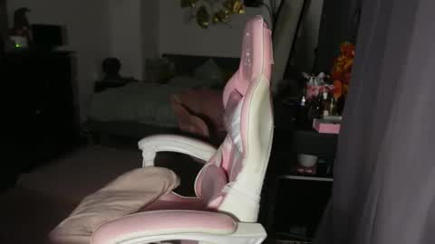 kittysxkat online show from September 14, 7:04 pm