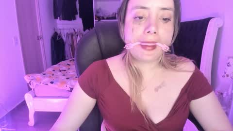 kittywantslove23 online show from September 13, 12:13 am