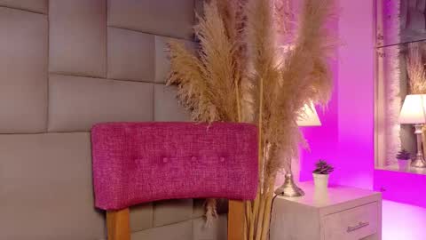 Kitty Hill online show from January 11, 4:29 am