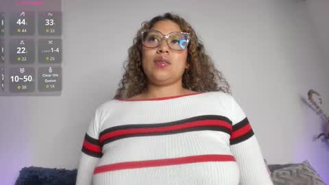 Snapshot of kiut_lili18 chatting on September 23, 7:53 pm Lili online show from September 23, 7:53 pm