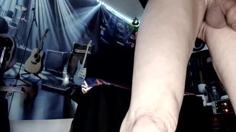 kiveuxmakeu online show from January 13, 5:10 pm