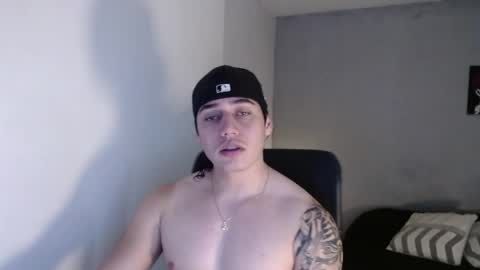kiyo__ online show from April 23, 12:18 am