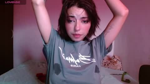 kiyu online show from January 1, 10:13 pm