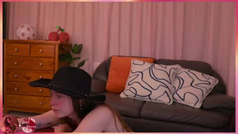 JaneSweet online show from June 20, 1:06 pm
