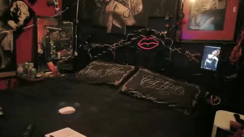 Daddy  His Splash Queen online show from February 18, 8:47 am