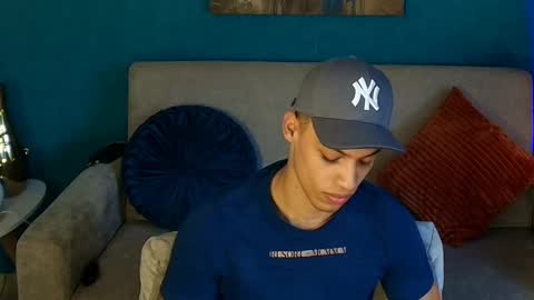Snapshot of klaton__ chatting on October 18, 5:28 pm klaton__ online show from October 18, 5:28 pm