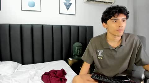 KLAUS online show from January 29, 9:55 am