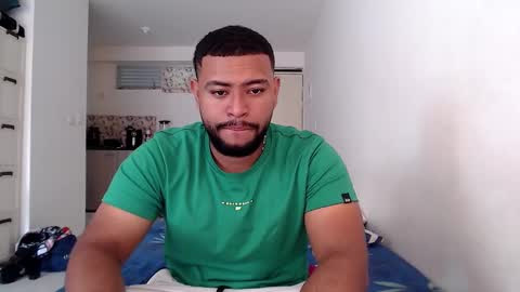 kleyton online show from December 10, 3:33 pm