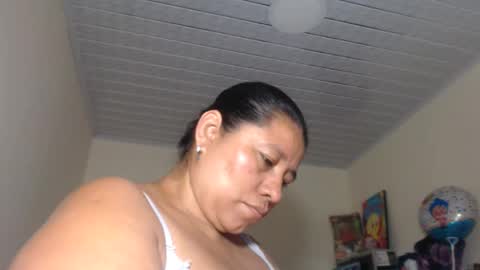 Snapshot of kloe_boobs chatting on September 25, 10:28 pm Kloe online show from September 25, 10:28 pm