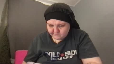 kmarie1196 online show from March 19, 2:28 am