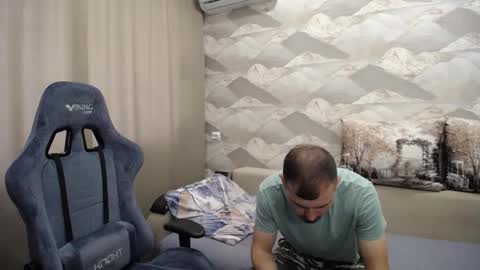 Carter.  online show from September 12, 8:49 am