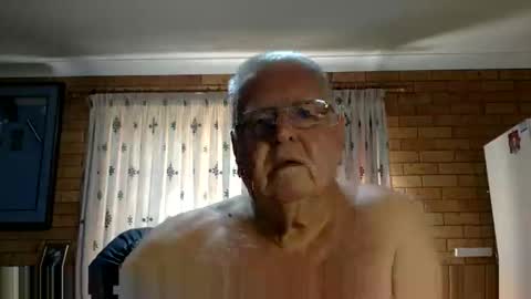 Aussiedude online show from January 12, 4:52 am