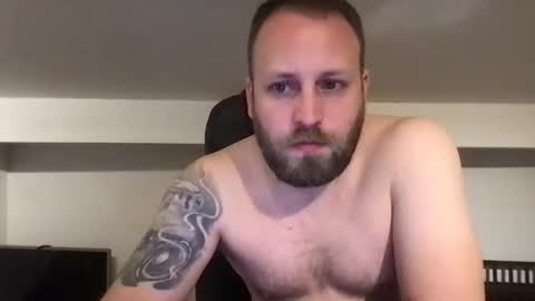 hugo online show from March 3, 10:10 pm