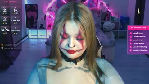 kokokolla online show from October 31, 9:59 pm