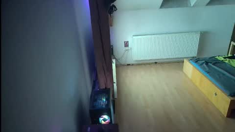 Snapshot of kokotko1234rr chatting on November 1, 11:37 pm Andy online show from November 1, 11:37 pm