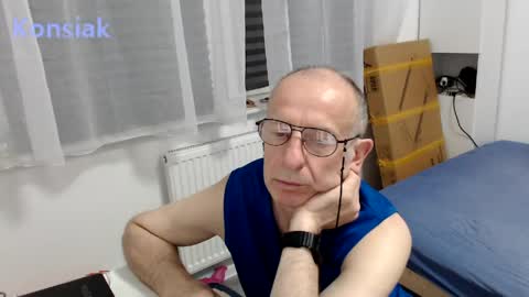 Komsiak online show from May 12, 7:12 pm