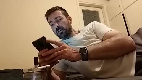 kopepe251664 online show from May 8, 1:17 pm