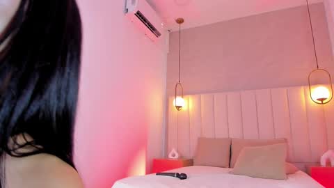 K O S M I C online show from March 6, 3:24 pm