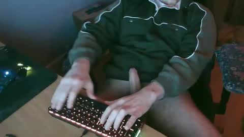 kownjy online show from February 1, 4:09 am