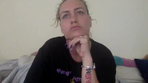 koyoteej online show from February 11, 6:22 pm