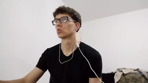 Facu online show from December 22, 12:16 pm