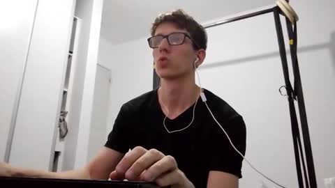 Facu online show from February 20, 11:01 am