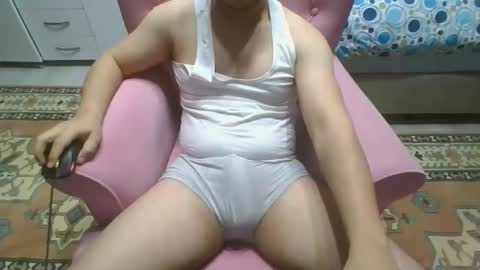 kraall007 online show from February 26, 7:32 pm