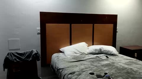 krisindaass online show from March 15, 1:54 am