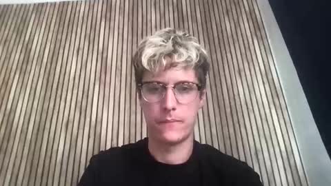 krisl77 online show from April 9, 4:45 pm