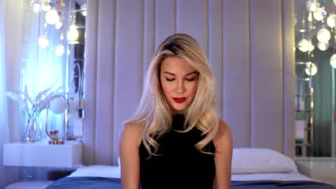 Kristina online show from April 7, 1:35 pm