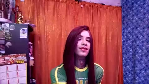 krisstal703358 online show from September 10, 8:15 am