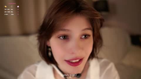 Snapshot of krissyhei chatting on October 18, 1:21 am Sarah online show from October 18, 1:21 am