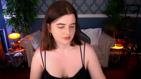 kristifoxy online show from June 6, 12:55 pm