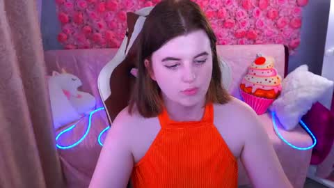 kristifoxy online show from May 17, 1:42 pm