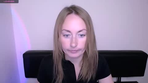 Snapshot of kristinahech_ chatting on September 28, 8:56 am Kristi online show from September 28, 8:56 am