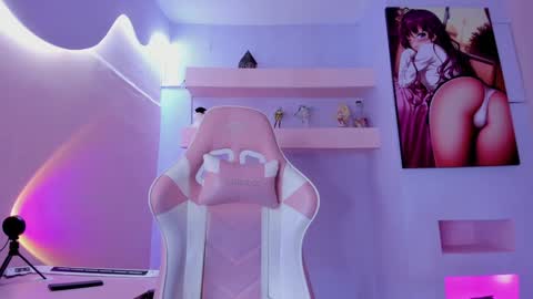 KristinWall online show from February 1, 12:07 am