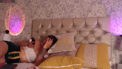 KristinWall online show from February 4, 1:56 am