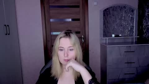 Kristy online show from February 23, 11:51 pm