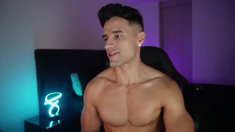 KROPS online show from November 30, 11:12 pm