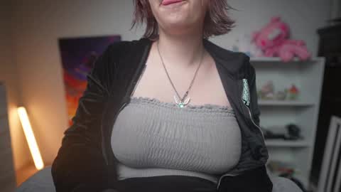 Krystal Syx online show from March 4, 11:32 pm