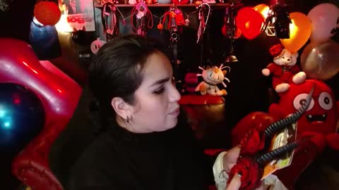 Snapshot of kureiji_fetish chatting on October 14, 7:50 pm Fetiche Woman online show from October 14, 7:50 pm