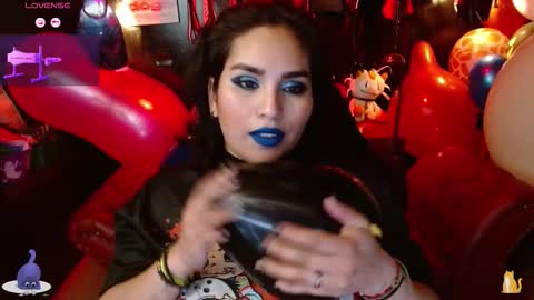 Snapshot of kureiji_fetish chatting on September 30, 8:52 pm Fetiche Woman online show from September 30, 8:52 pm