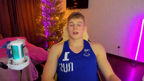 Snapshot of kurt_hanssen chatting on January 15, 8:48 pm kurt_hanssen online show from January 15, 8:48 pm