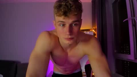 Snapshot of kurt_hanssen chatting on October 15, 10:21 pm kurt_hanssen online show from October 15, 10:21 pm