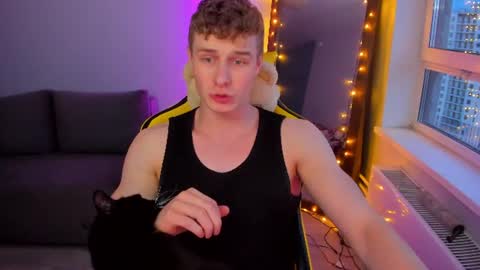 kurt_hanssen online show from June 18, 7:41 pm