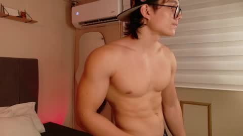 Kyliam online show from June 6, 11:21 pm