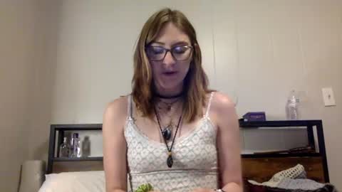 Kylianna online show from June 21, 1:34 am