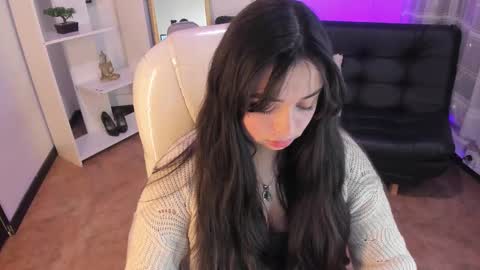 Snapshot of kylie_fire chatting on March 7, 1:07 pm kylie online show from March 7, 1:07 pm