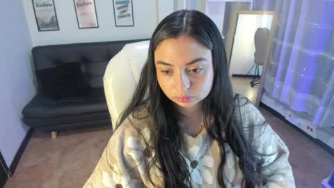 Snapshot of kylie_fire chatting on January 21, 12:50 pm kylie online show from January 21, 12:50 pm