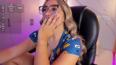  KYLIE  online show from December 16, 4:08 am